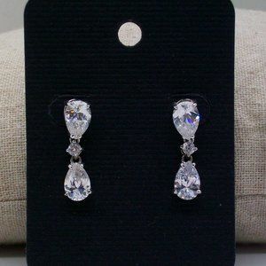 Clear Teardrop Cubic Zirconia Dangle Pierced Earrings Bridal Jewelry